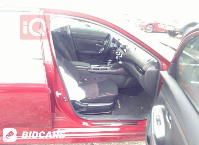 نیسان سێنترا